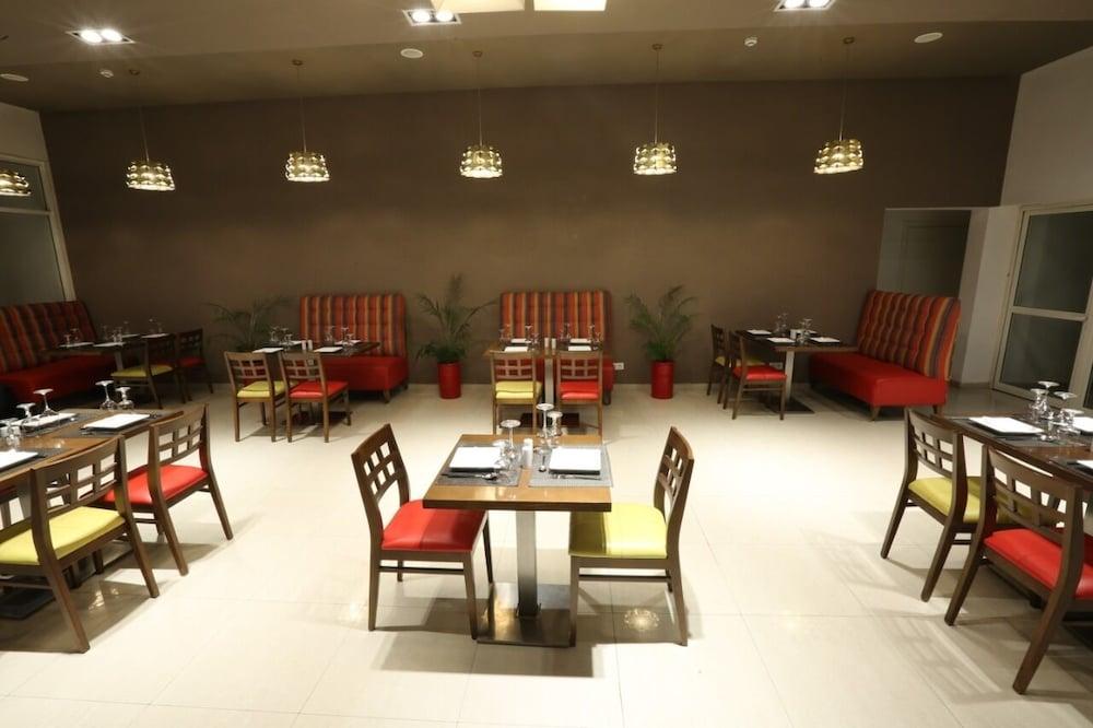Relax Hotel Oujda Kültér fotó